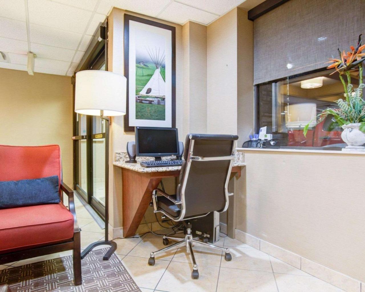 Hotel Muskogee Εξωτερικό φωτογραφία